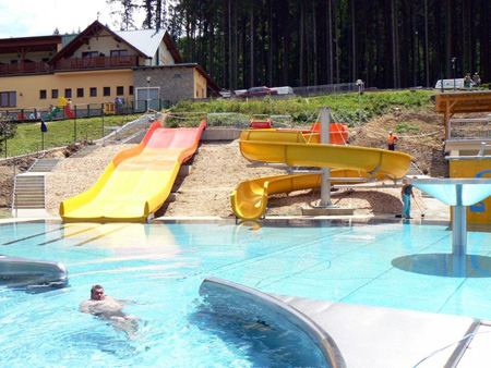 AQUAPARK u přehrady v lázních Luhačovice u Zlína 6